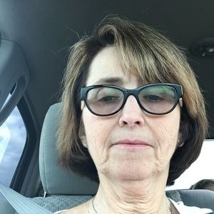 Meet your Posher, Marci